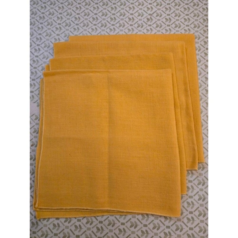 #XX. Set Of 4 Yellow 17x17 Fabric Napkins